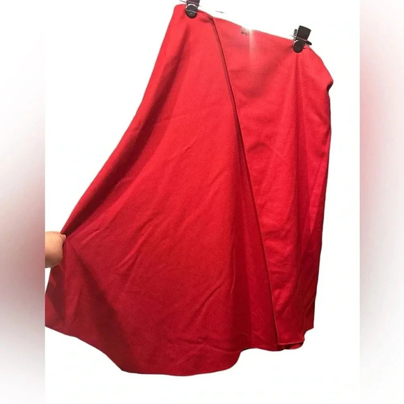 Vince NWT Women's Red Asymmetrical Drape Side Zip A Line Skirt Size 8 - Picture 4 of 11
